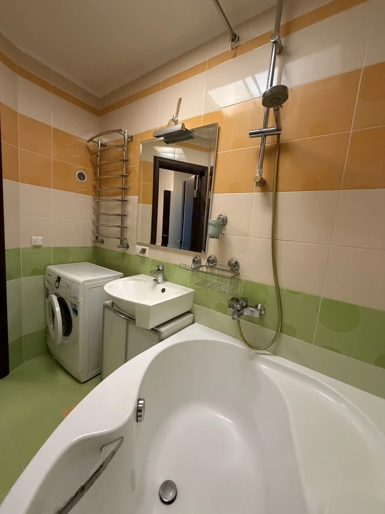 Apartment for Sale: 2-Bedroom, Urlivska 34