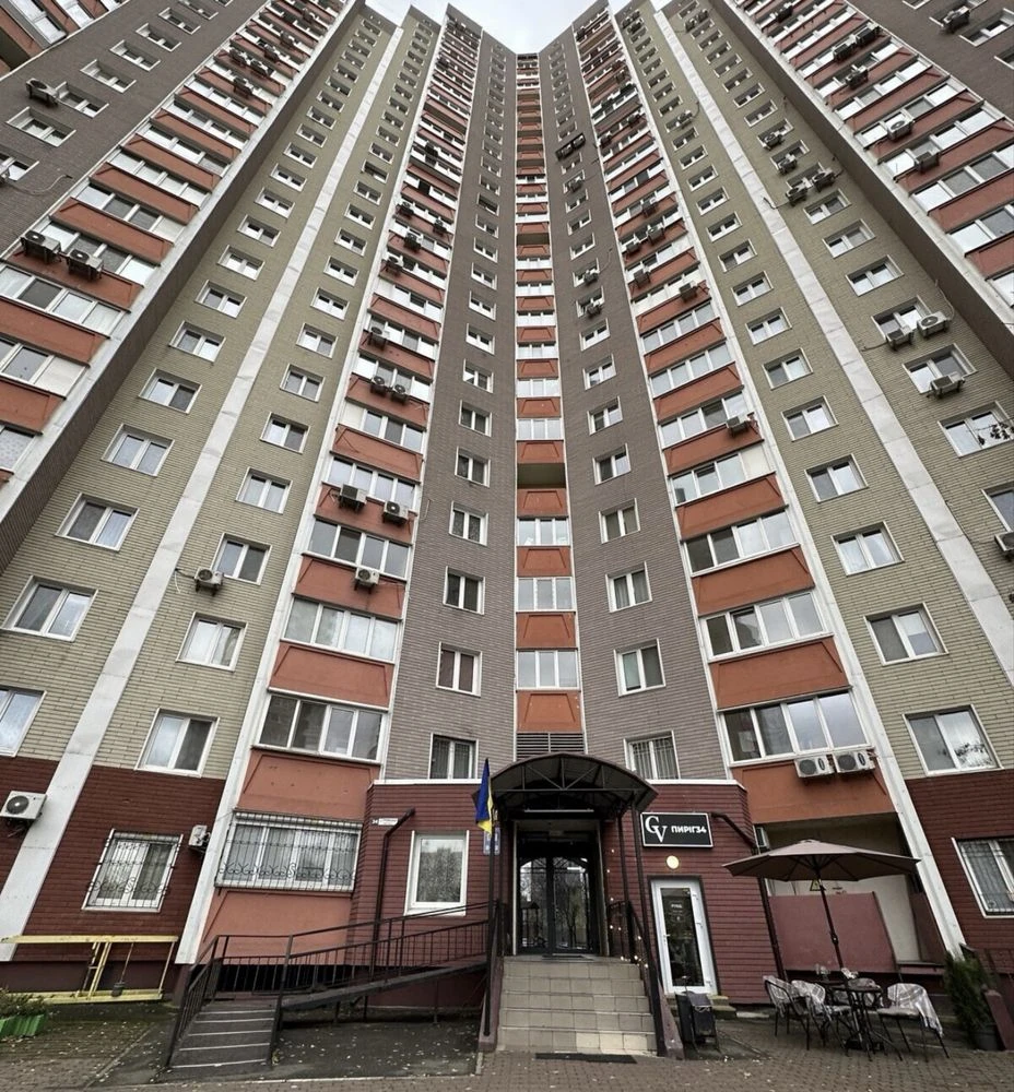 Apartment for Sale: 2-Bedroom, Urlivska 34