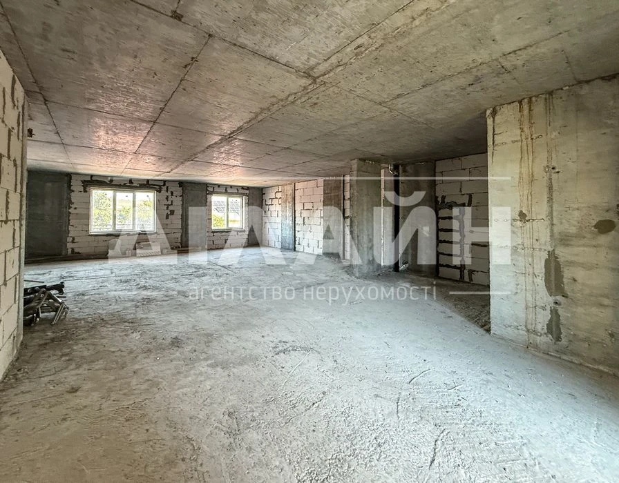 131 м² | 2 тераси | Лише 552 $/м² | ЖК «Корона Ренесансу»