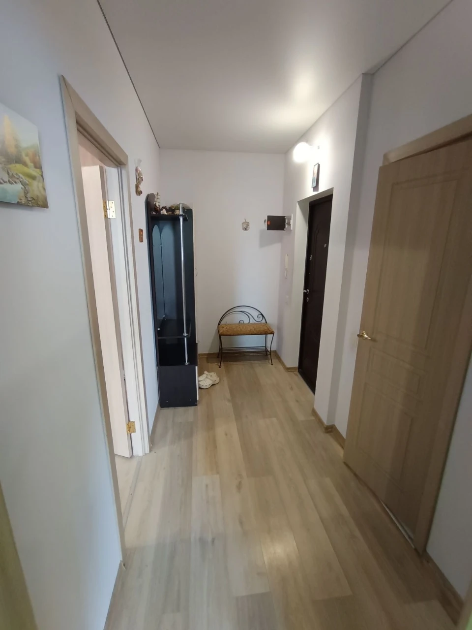 Продам 1-ую квартиру с ремонтом, мебелью и газом, 40 кв. мет