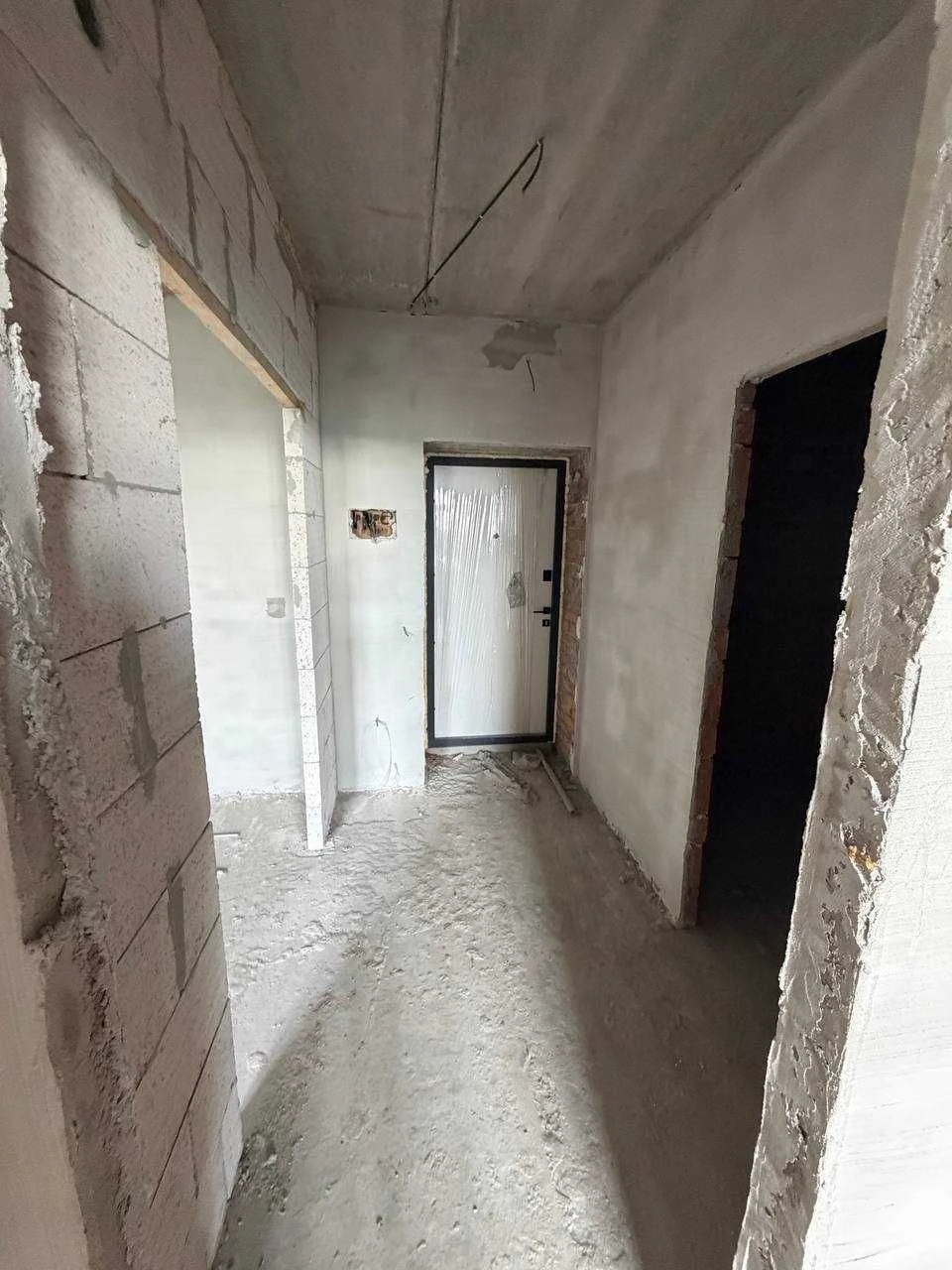47039 1-bedroom apartment in new building, reliable developer, average