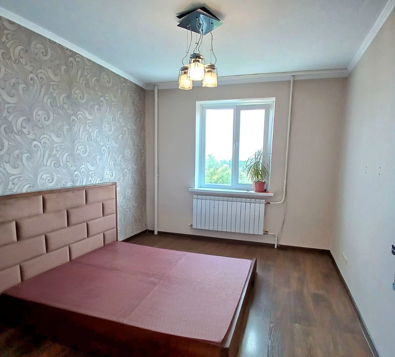 Sale of a 3-room apartment, 70 sq.m, Krosnya