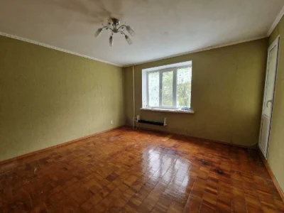 2-room apartment for sale (5 Кутів area)