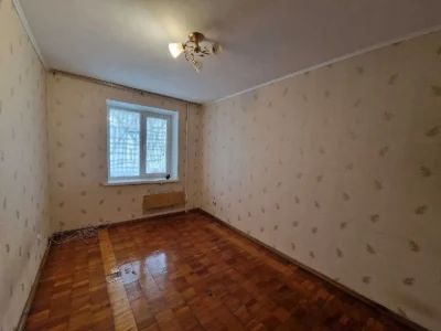 2-room apartment for sale (5 Кутів area)