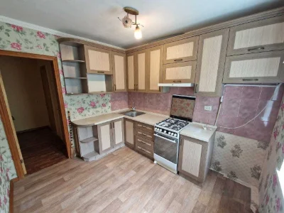 2-room apartment for sale (5 Кутів area)