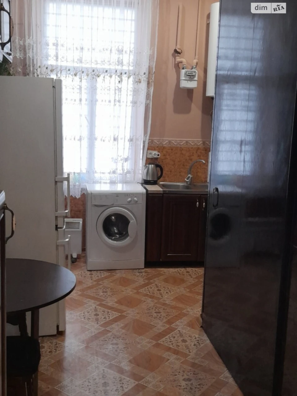 Long-Term Rental Apartment Near the Train Station