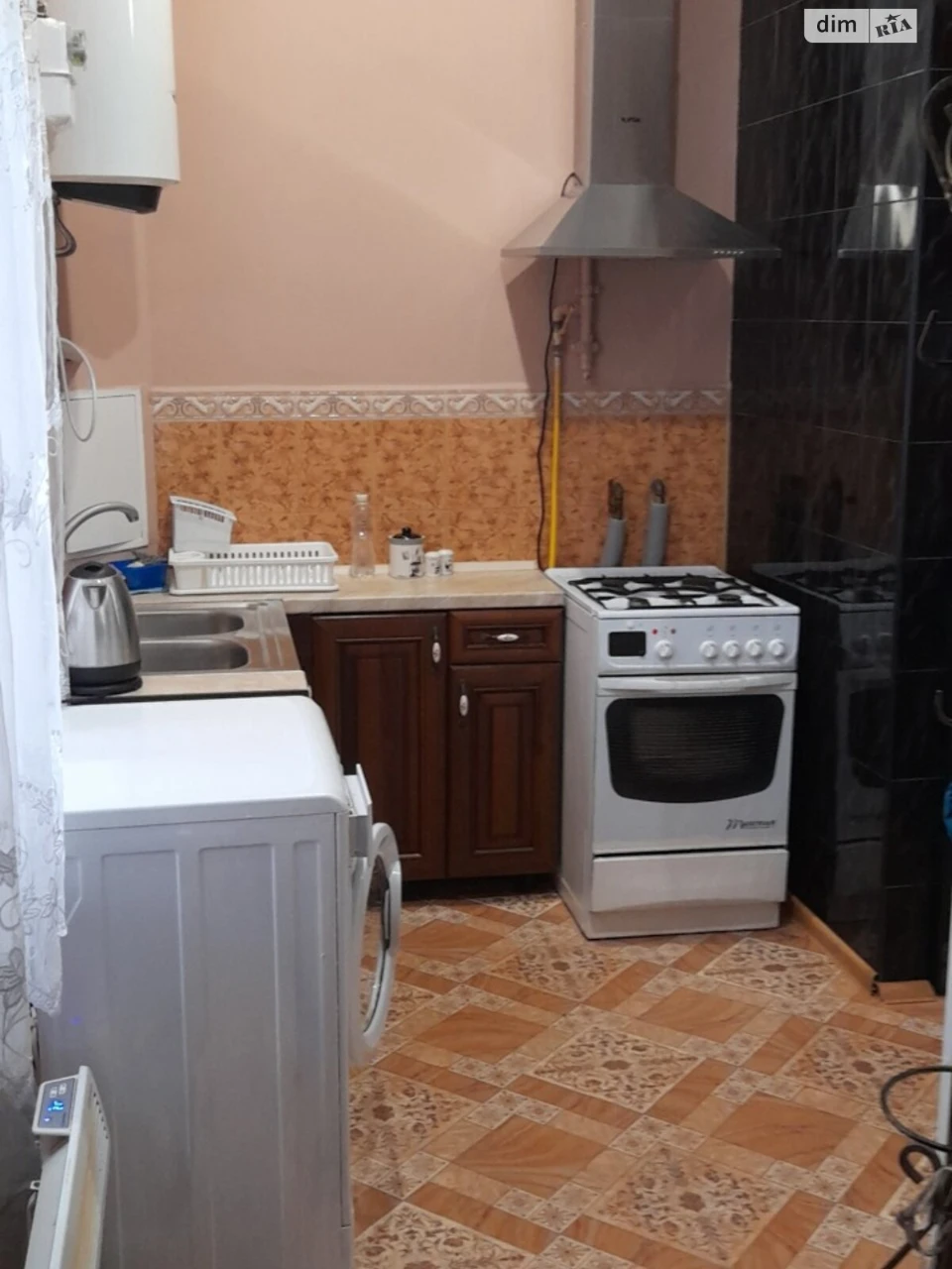 Long-Term Rental Apartment Near the Train Station