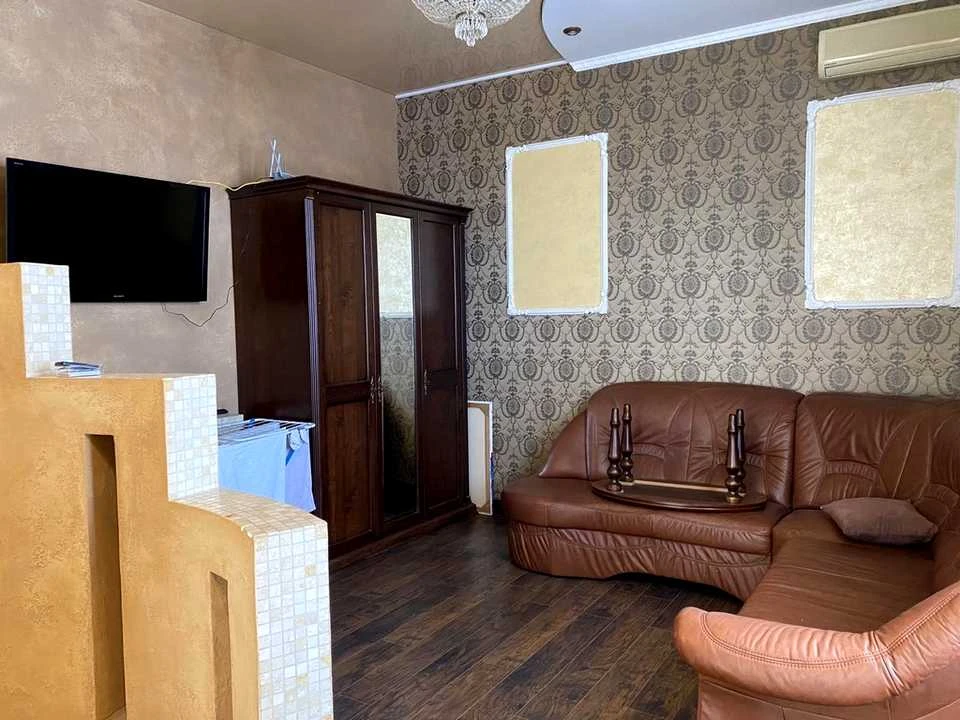 Apartment. Kyiv, Sofiivska Street