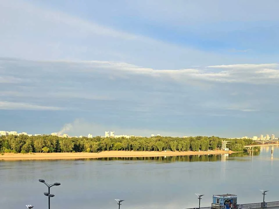 Apartment. Address: Naberezhno-Khreshchatitska Street, Kyiv