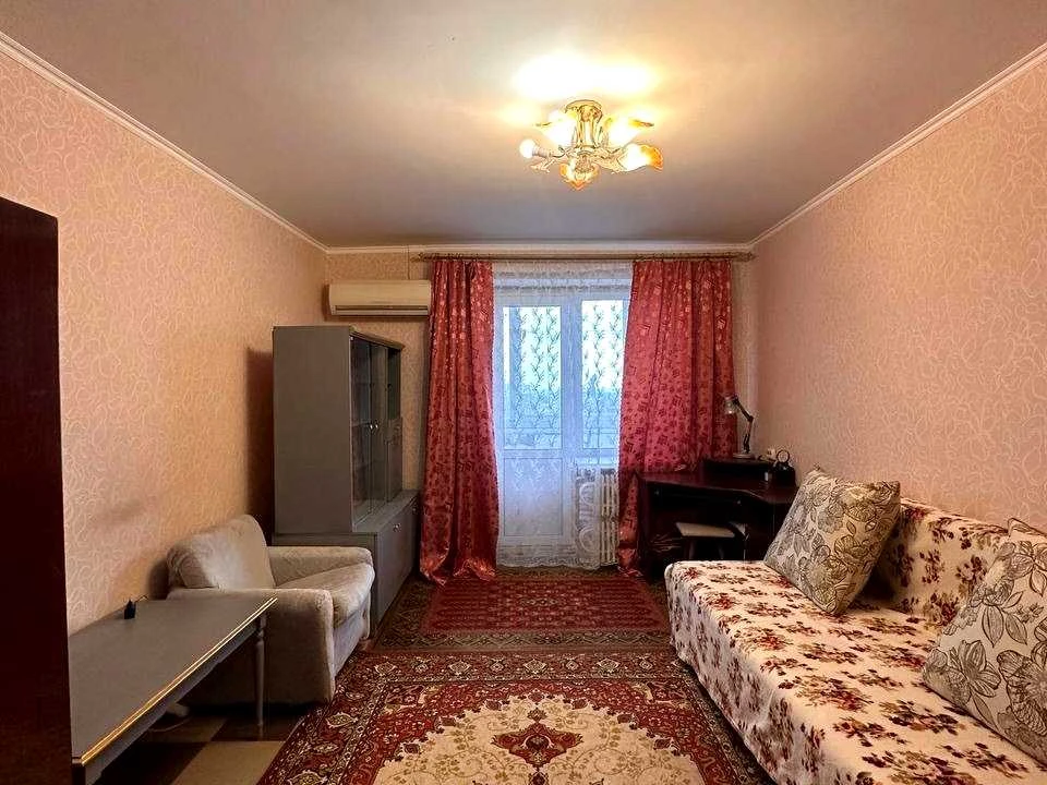 Квартира. Дніпро, Семафорна вул.