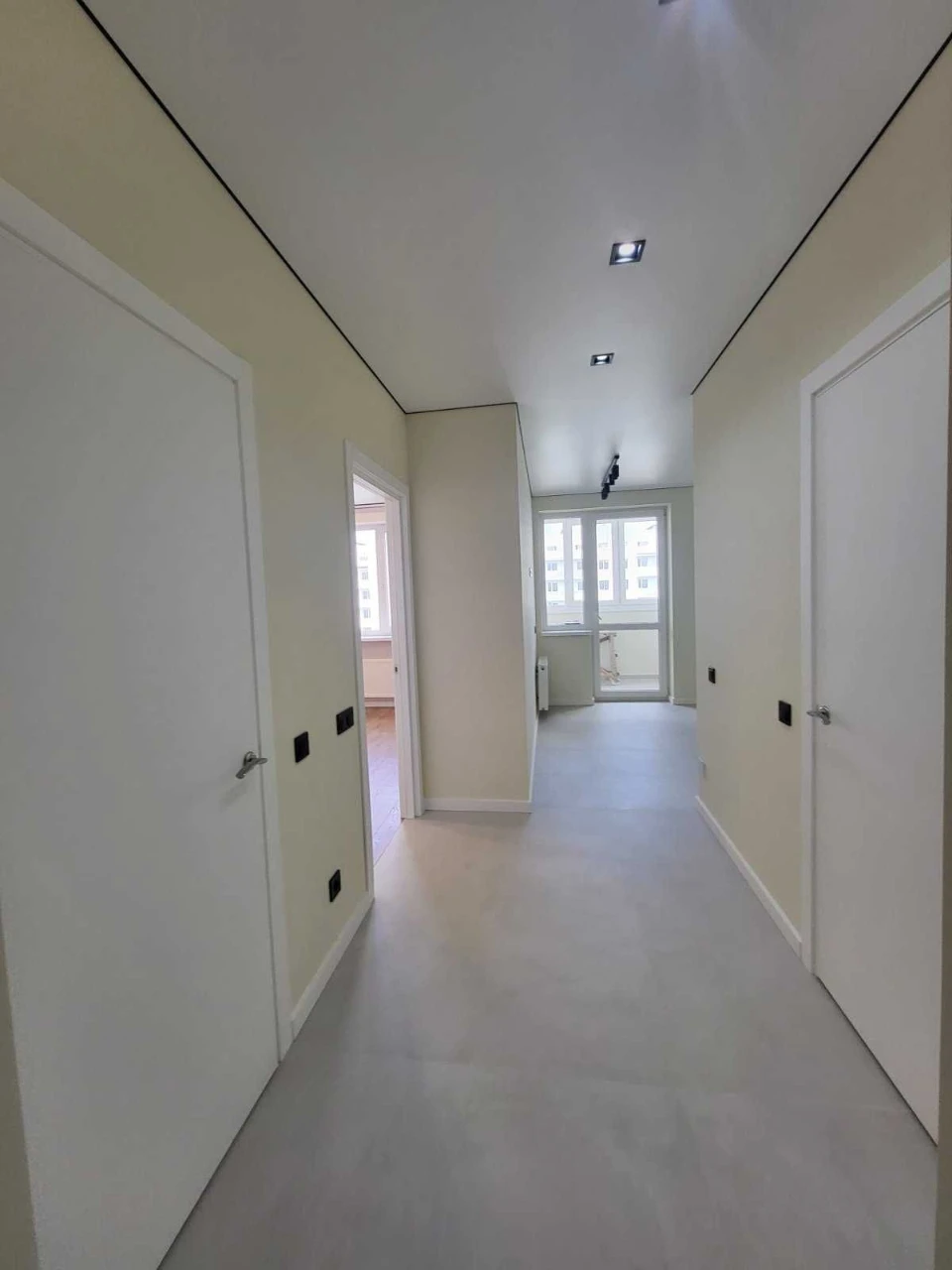 Продам 1 комн квартиру 37м2 Ремонтом Новострой ЖК Мира-3 мет