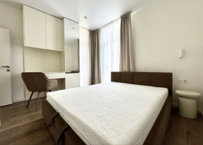 Sale of a 1.5-bedroom apartment in a new building