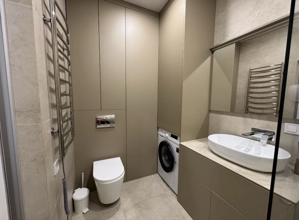 Sale of a 1.5-bedroom apartment in a new building