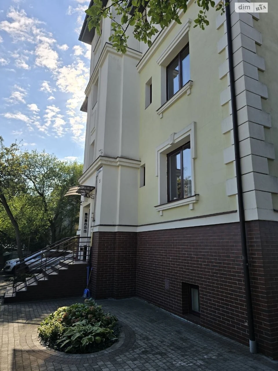 Long-Term Rental Apartment Pogulanka