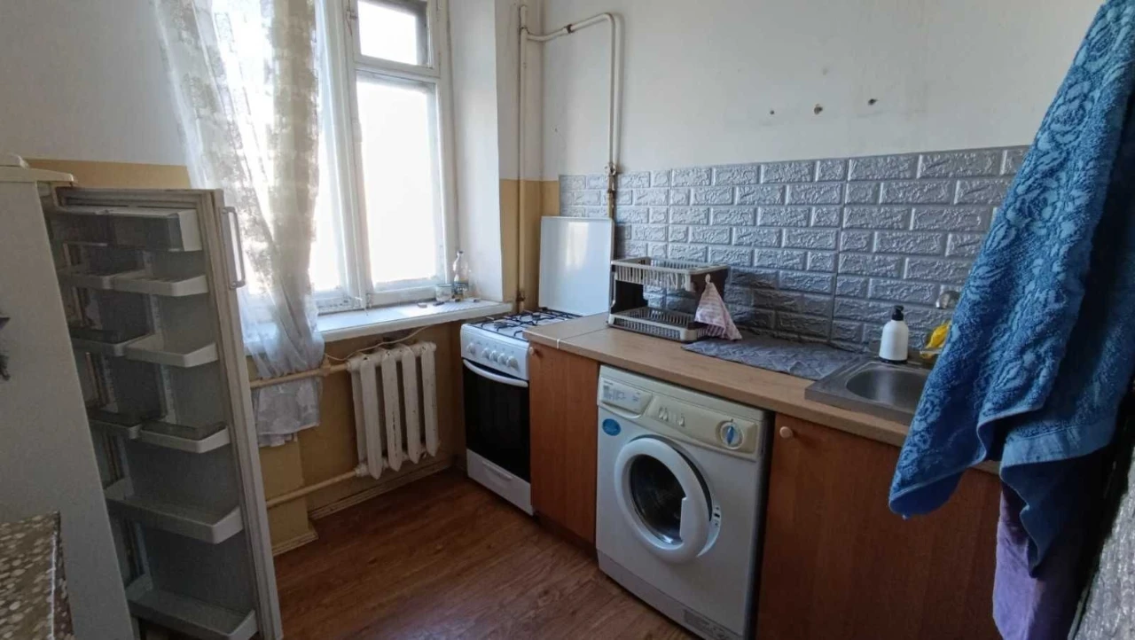 1-room apartment on Chorchyl Street, Krasnotse, 15-minute walk to Дарниця metro station
