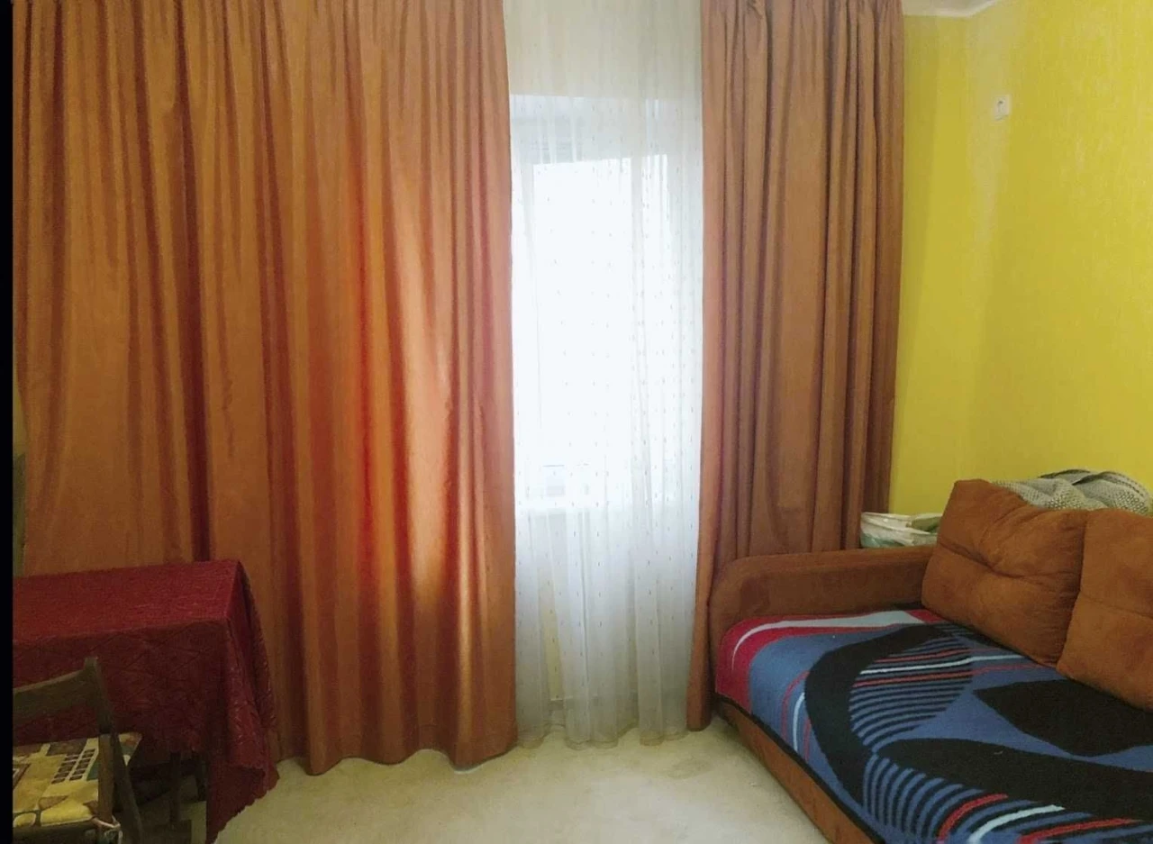 Rent 3-room apartment in the Holosiiv district, Zdanovska Street