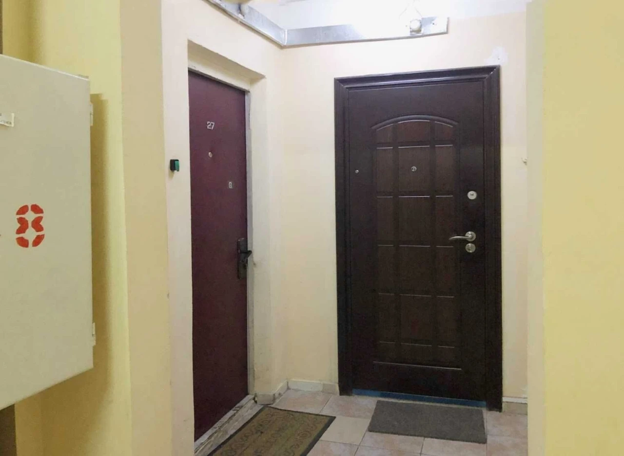 Rent 3-room apartment in the Holosiiv district, Zdanovska Street