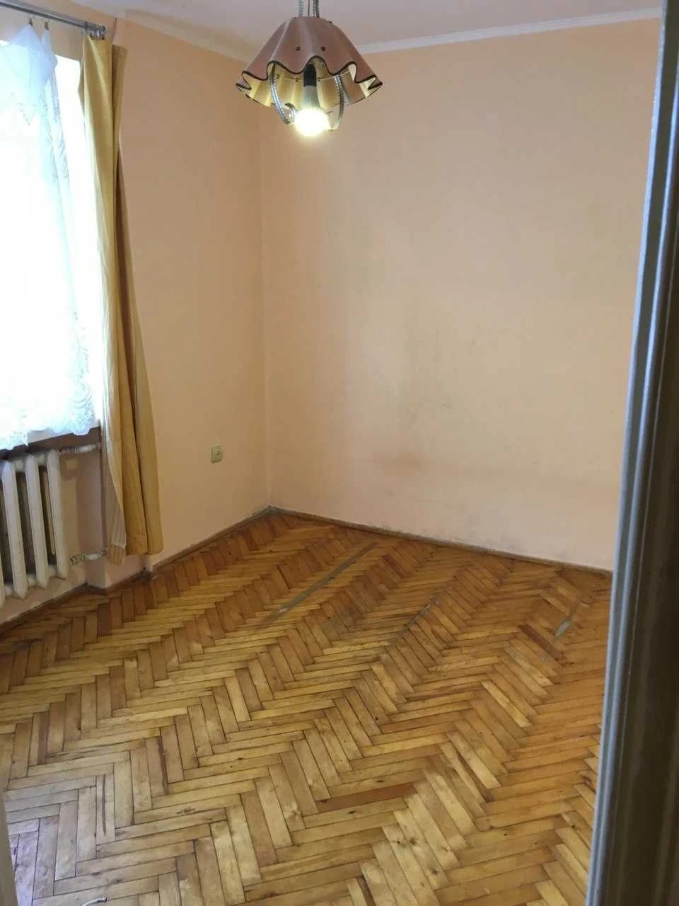 Sale of a 3-room apartment