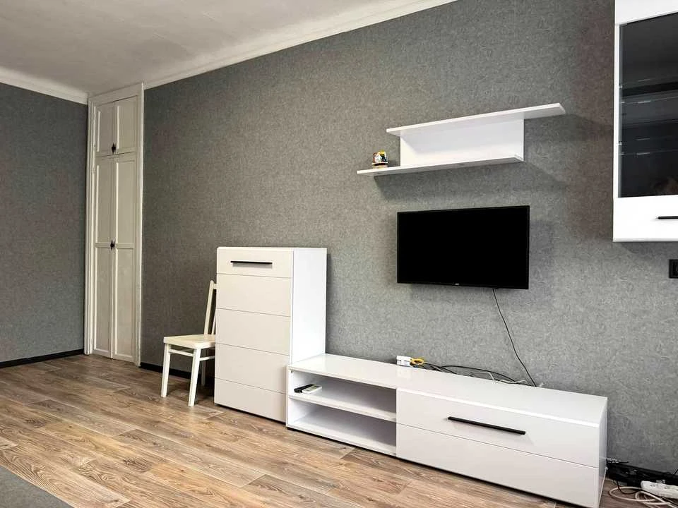 Apartment. Dnipro, Magdalyynska Street