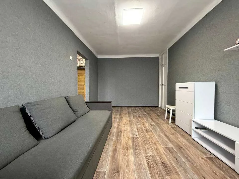 Apartment. Dnipro, Magdalyynska Street