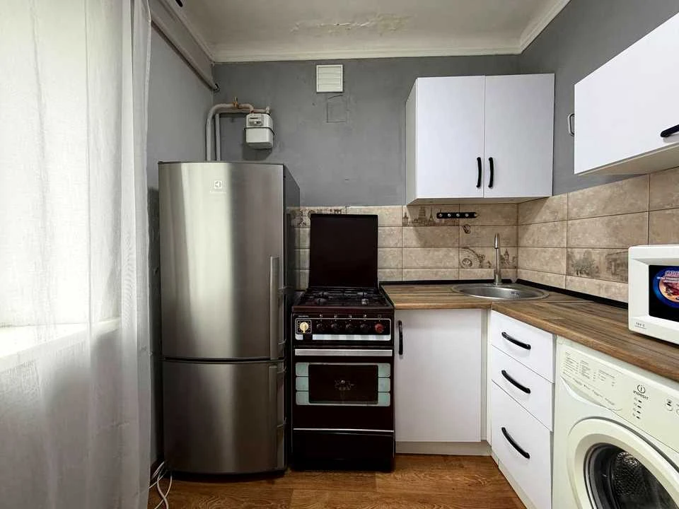 Apartment. Dnipro, Magdalyynska Street