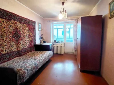 Apartment. Kharkiv, Industrial Avenue