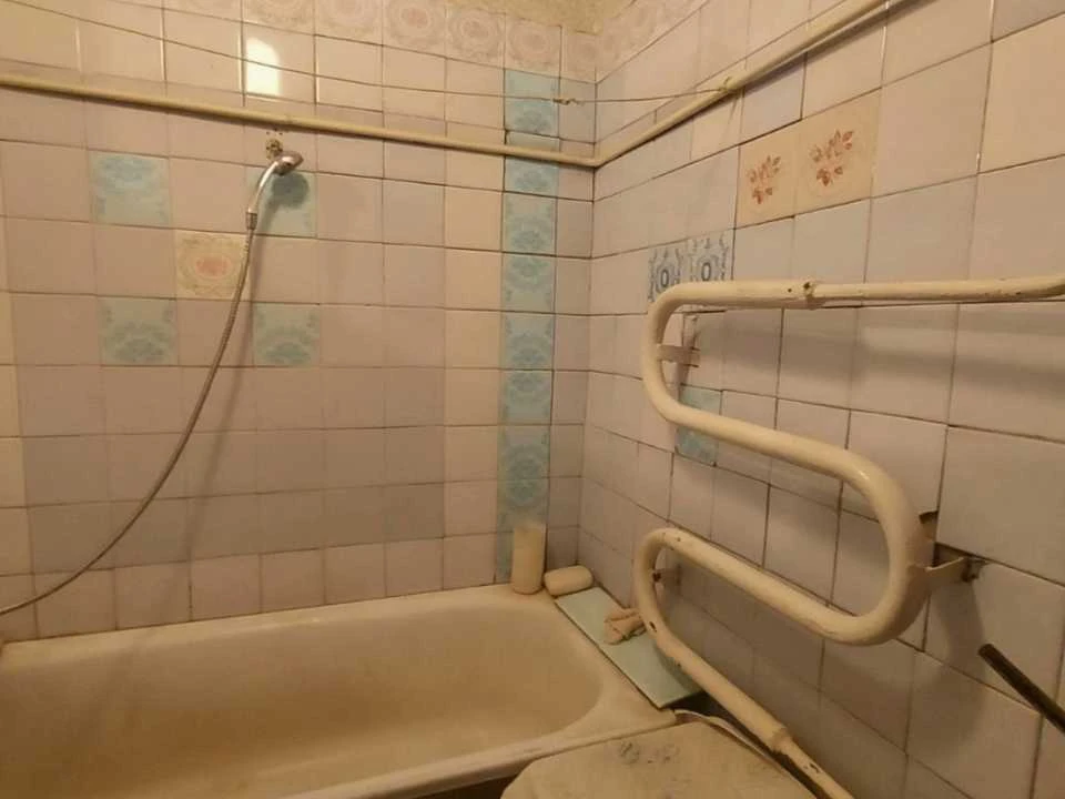 Apartment. Kharkiv, Industrial Avenue