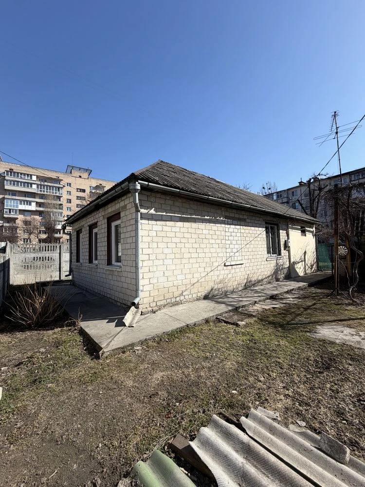 Продам цілий будинок в районі Новопричистенської! 20м до бул