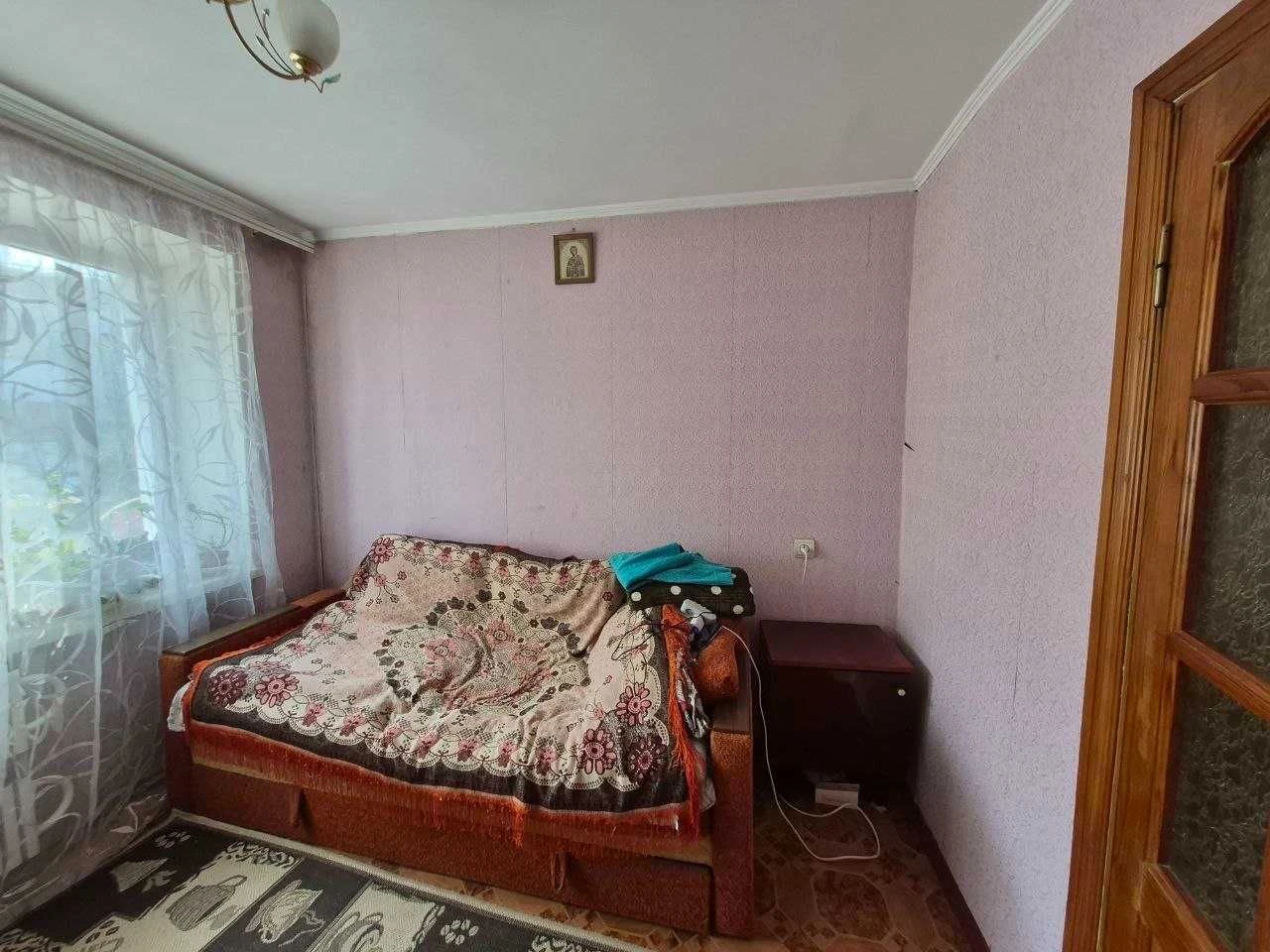 Sale of 2-room apartment in a dormitory in Grechany