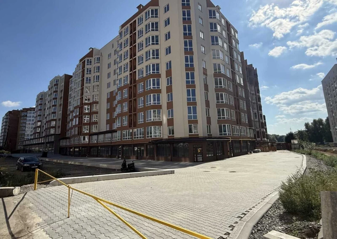 Sale of a 3-bedroom apartment in the Sofiya residential complex (Exhibition)