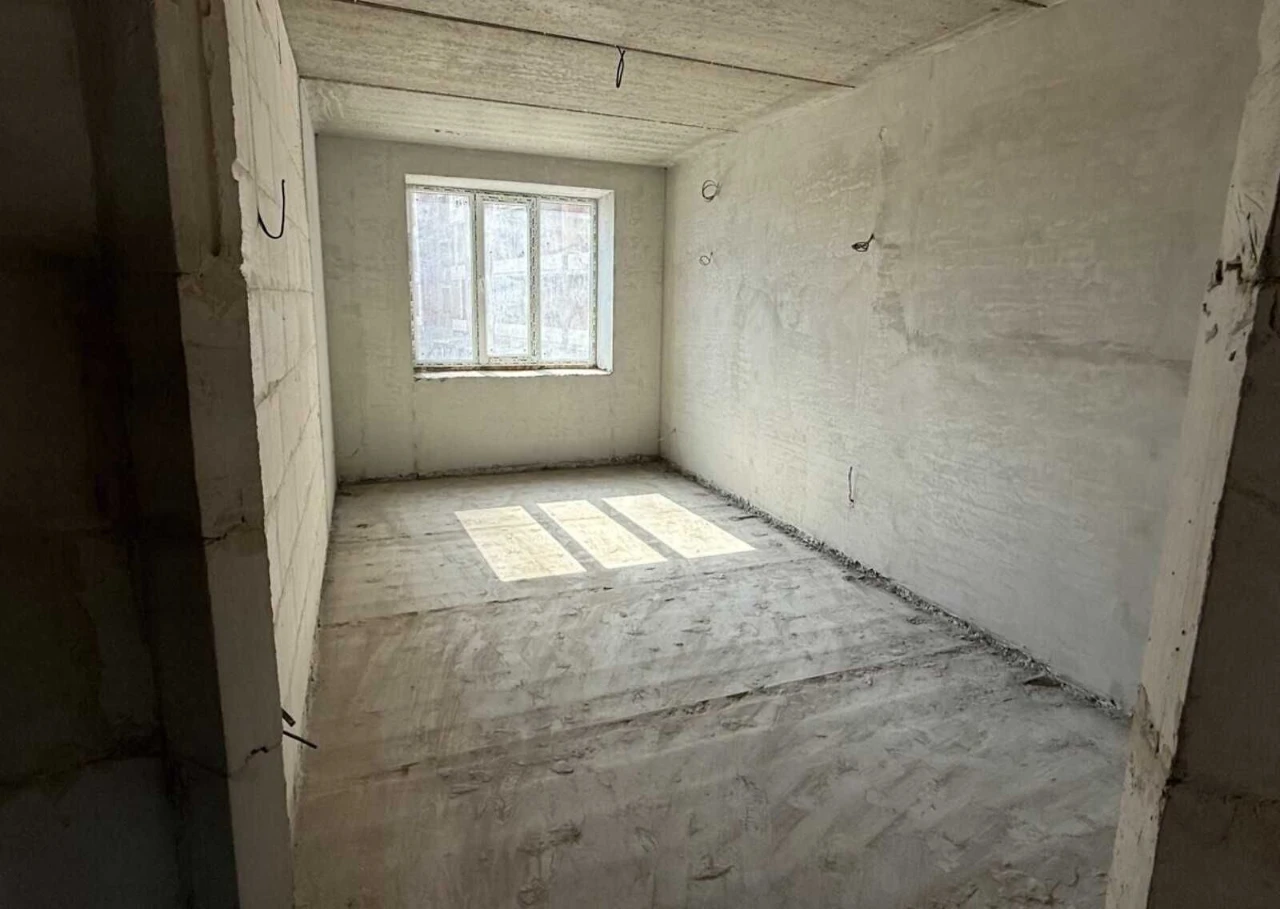 Sale of a 3-bedroom apartment in the Sofiya residential complex (Exhibition)