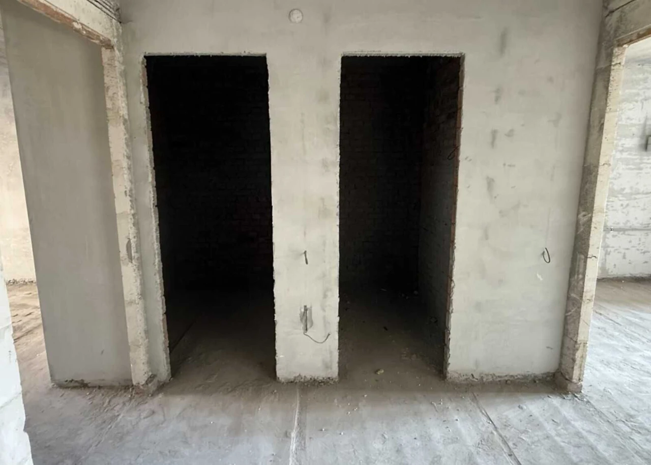Sale of a 3-bedroom apartment in the Sofiya residential complex (Exhibition)