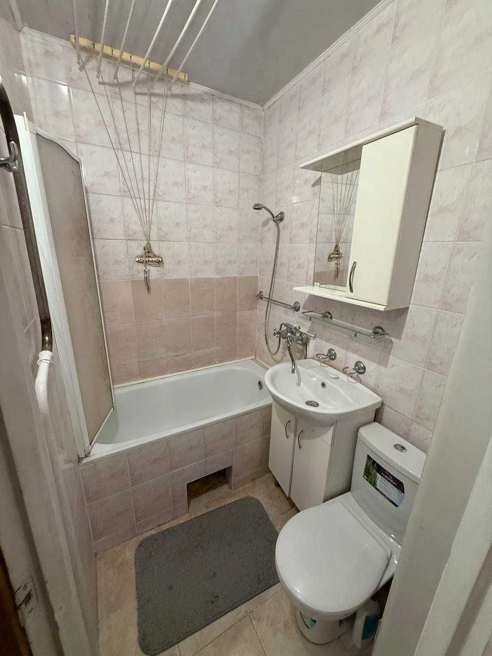 1-room apartment, Lvivske shosse 43, panel building (insulated)