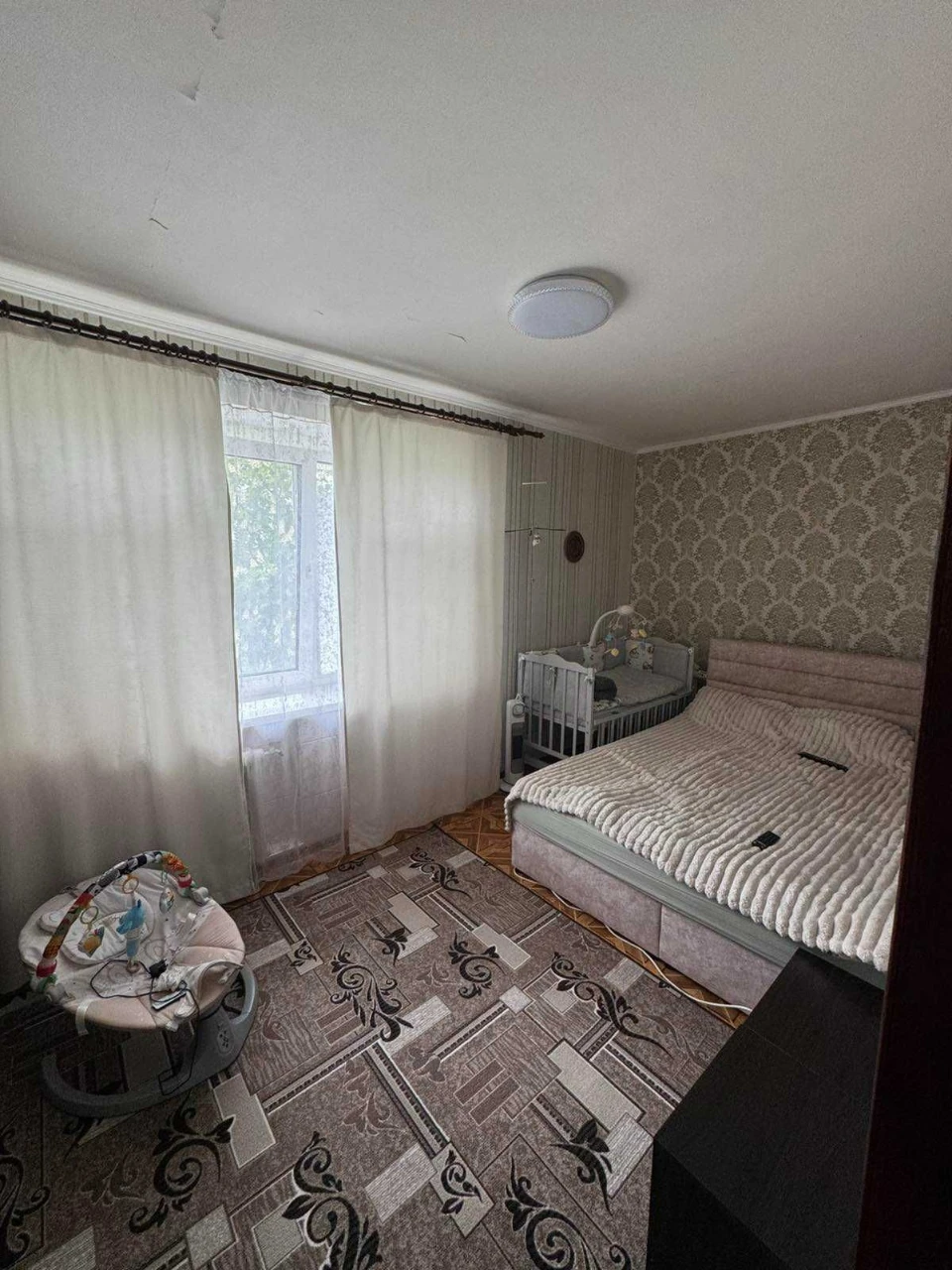 Sale of a 3-room apartment in Vysvatse, good condition, Program