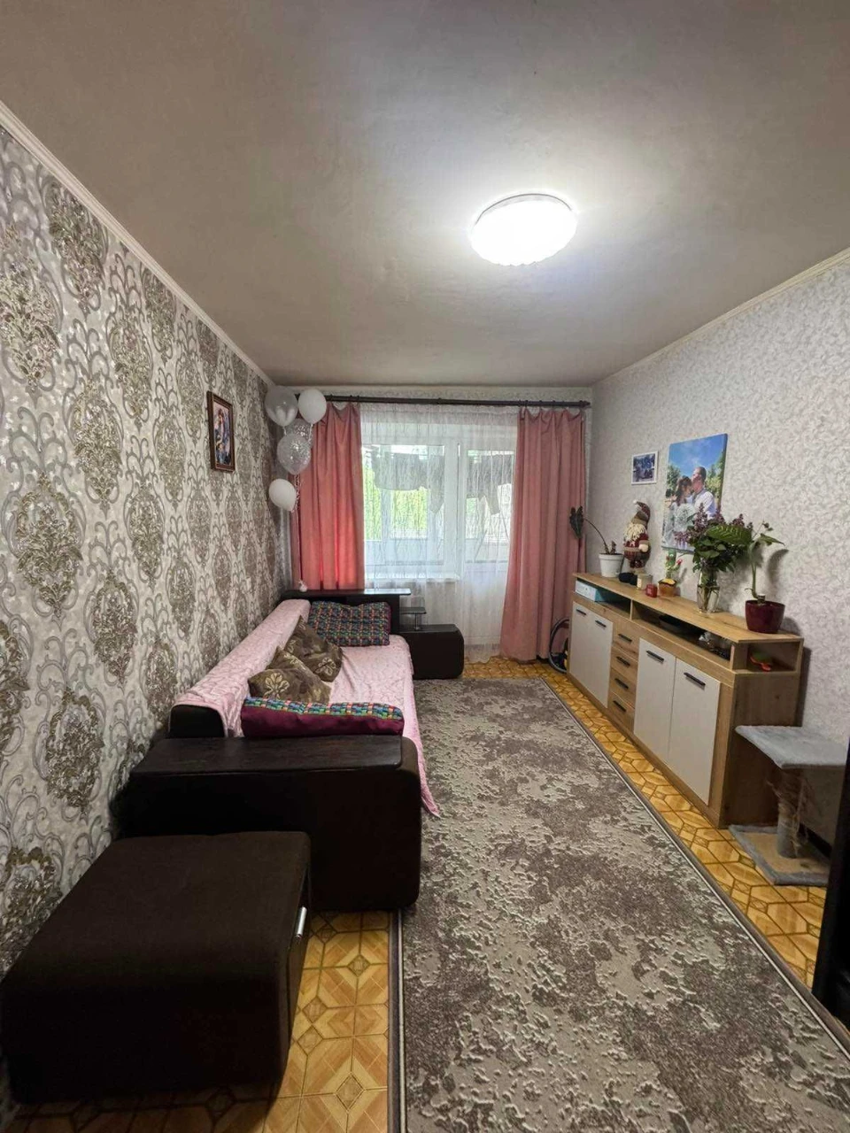 Sale of a 3-room apartment in Vysvatse, good condition, Program