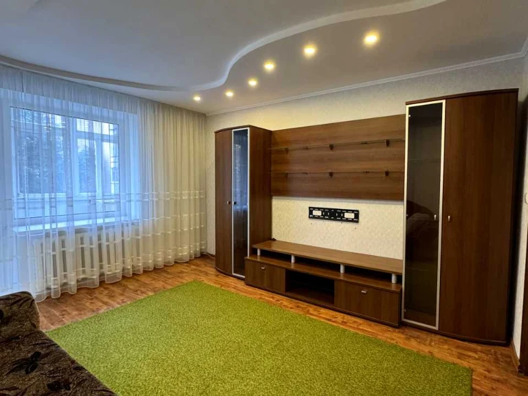 Apartment. Rivne, Bogoyavlenska Street