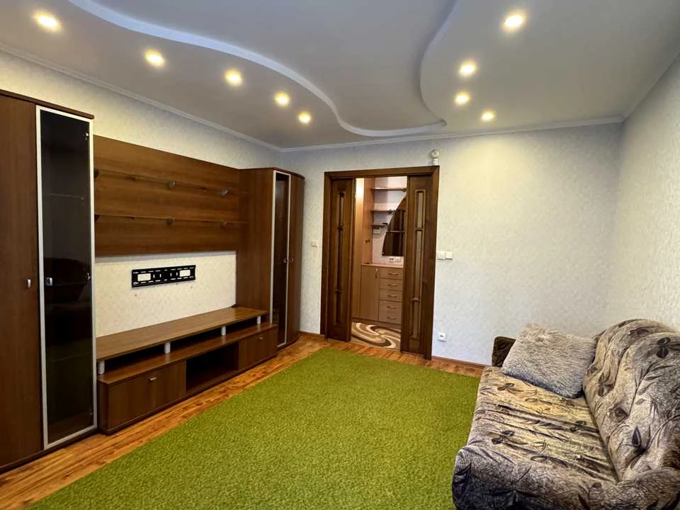Apartment. Rivne, Bogoyavlenska Street