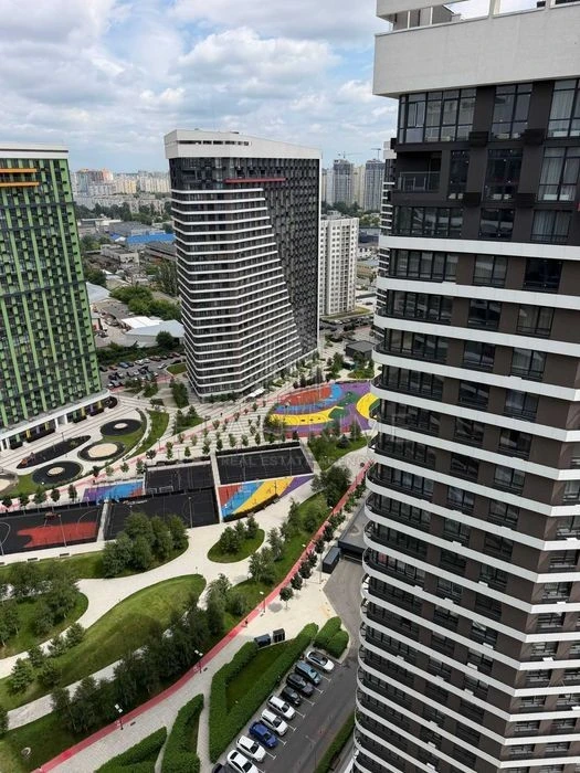 Spectacular two-level penthouse with a terrace in the Great residential complex, kva