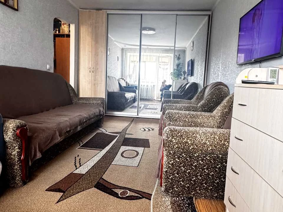 Apartment. Rivne, Vasyl Cheronaya st.