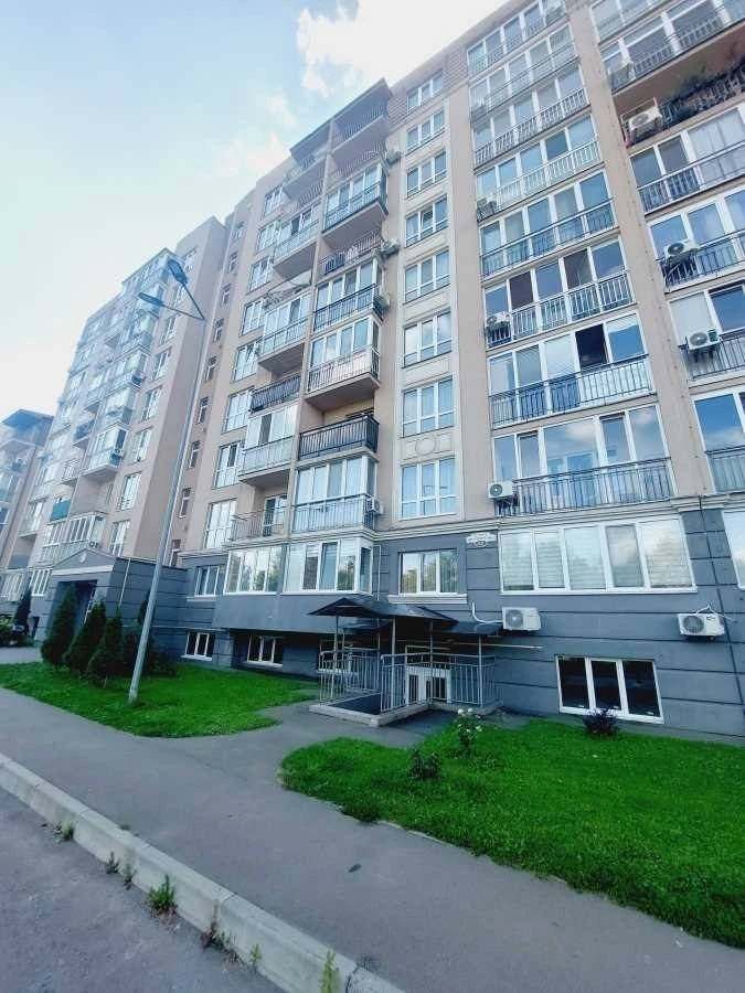 Rent 1-bedroom apartment 47 m², Metrologichna St., 62