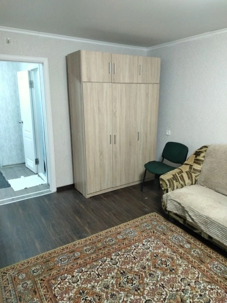 For Sale 1-room apartment in complex "Topol-3"