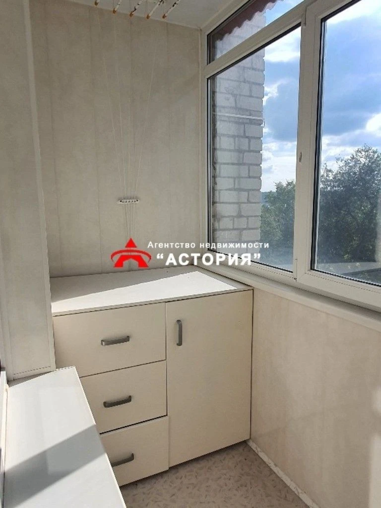 4-bedroom apartment 110 m² near the waterfront, brick building