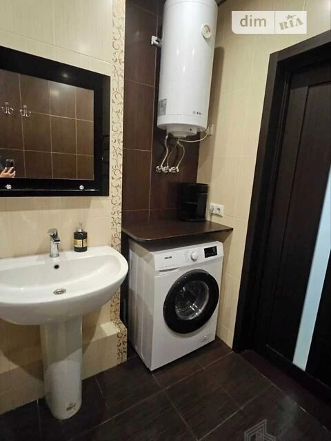 Продаж 1к квартири 45 кв. м на вул. Кондратюка, 5 • ID 34707