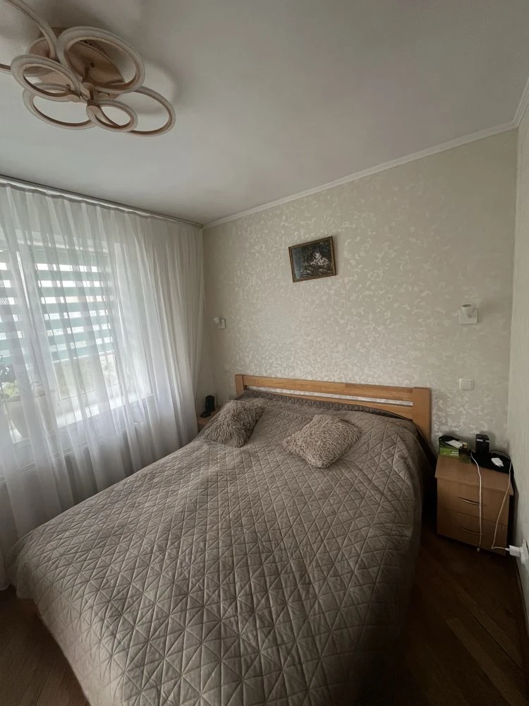 Продаж 3-кімнатної дворівневої квартири