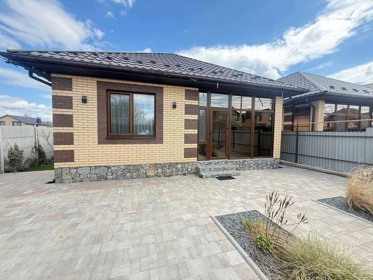 Sale of a 1-story house with an area of 115 sq.m, executed as