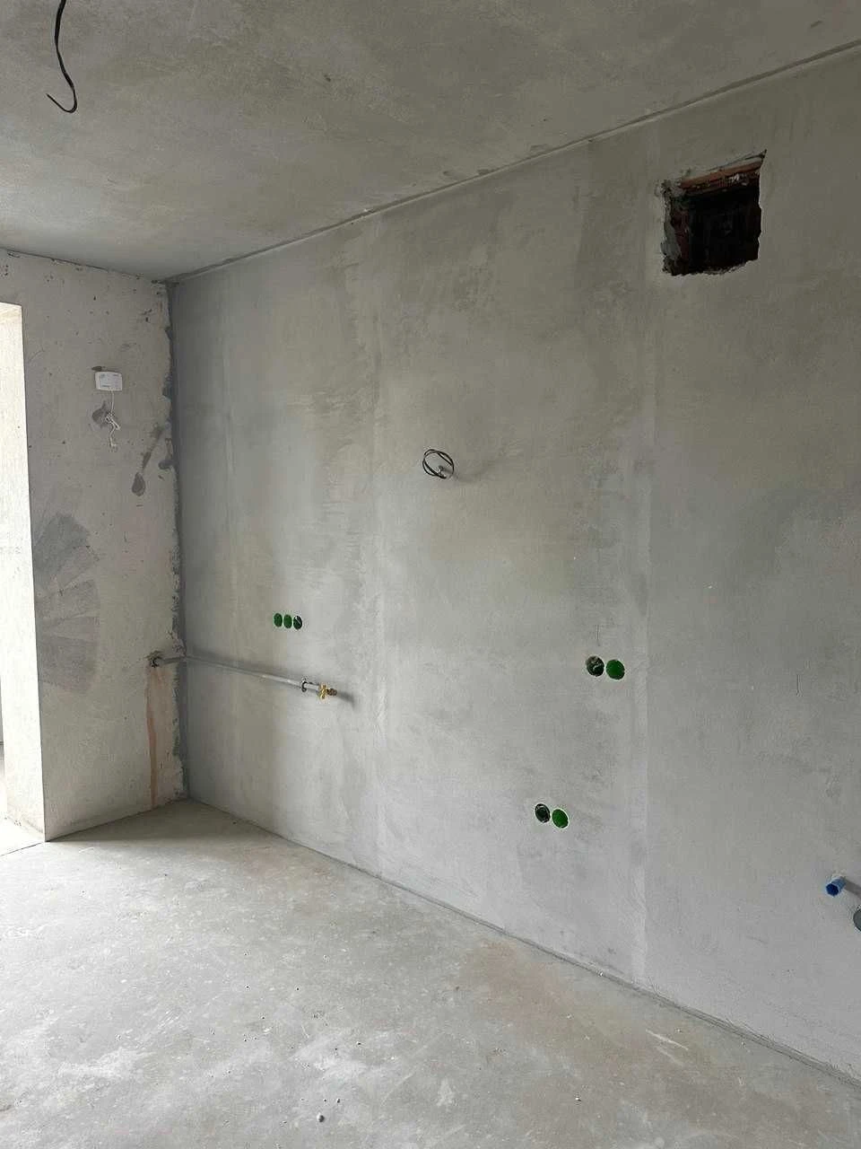 Sale of a 1-bedroom apartment in the Barvy (Ozerne) residential complex