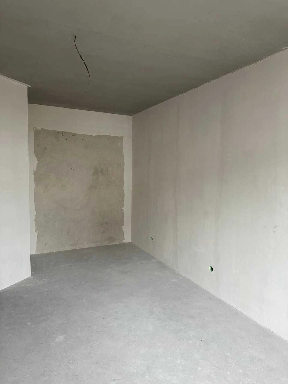 Sale of a 1-bedroom apartment in the Barvy (Ozerne) residential complex