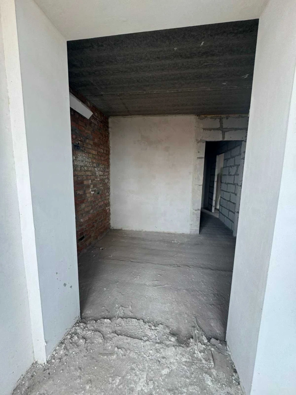 Apartment for Sale: 1-room, 40 m2, 8th floor