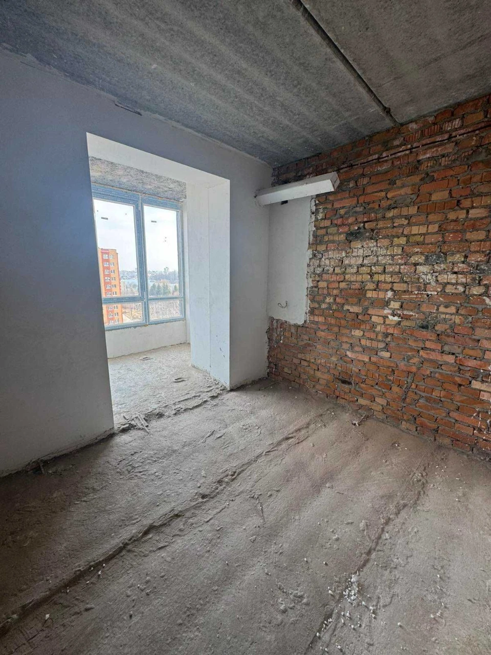 Apartment for Sale: 1-room, 40 m2, 8th floor