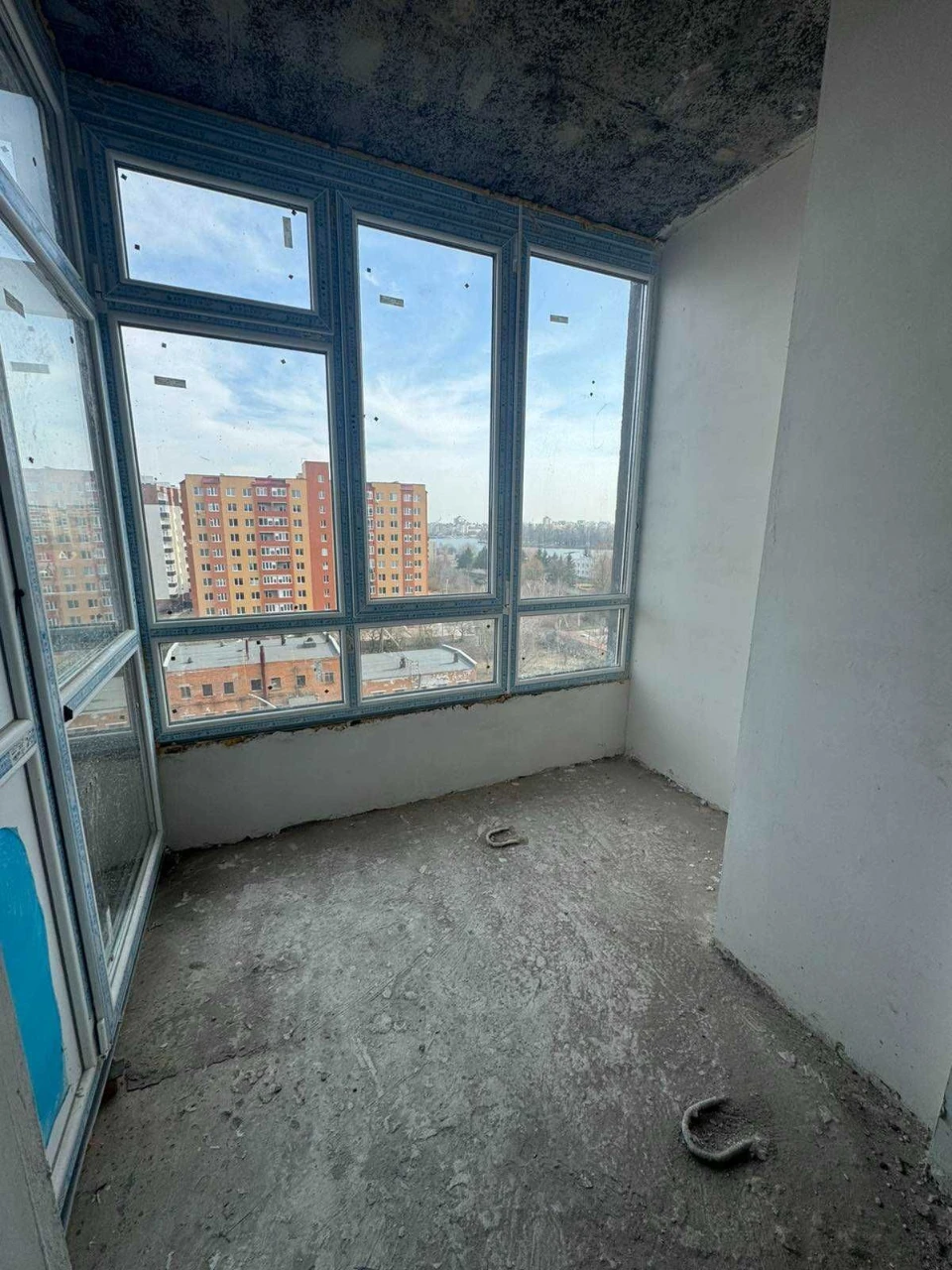 Apartment for Sale: 1-room, 40 m2, 8th floor